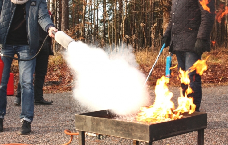 pruefung-von-feuerloeschern